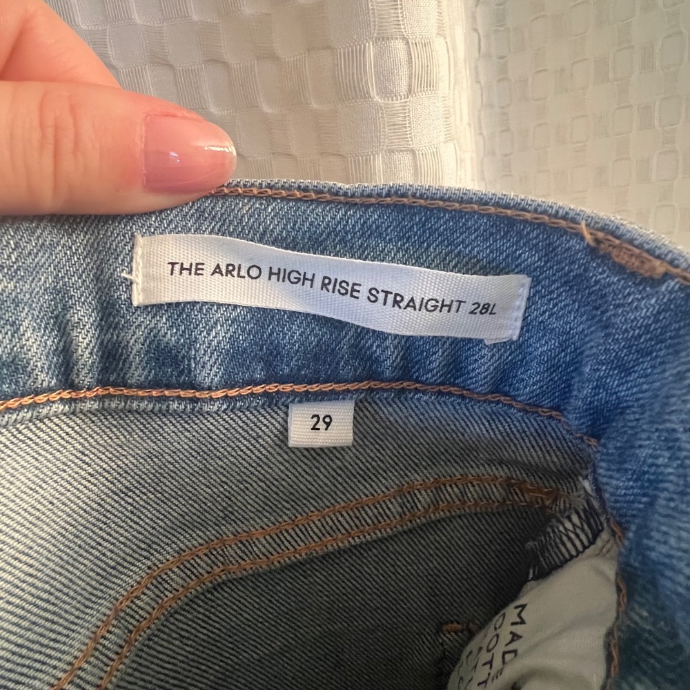Aritzia Denim Forum Arlo High Rise Straight Jean LIKE NEW - Picture 4 of 9